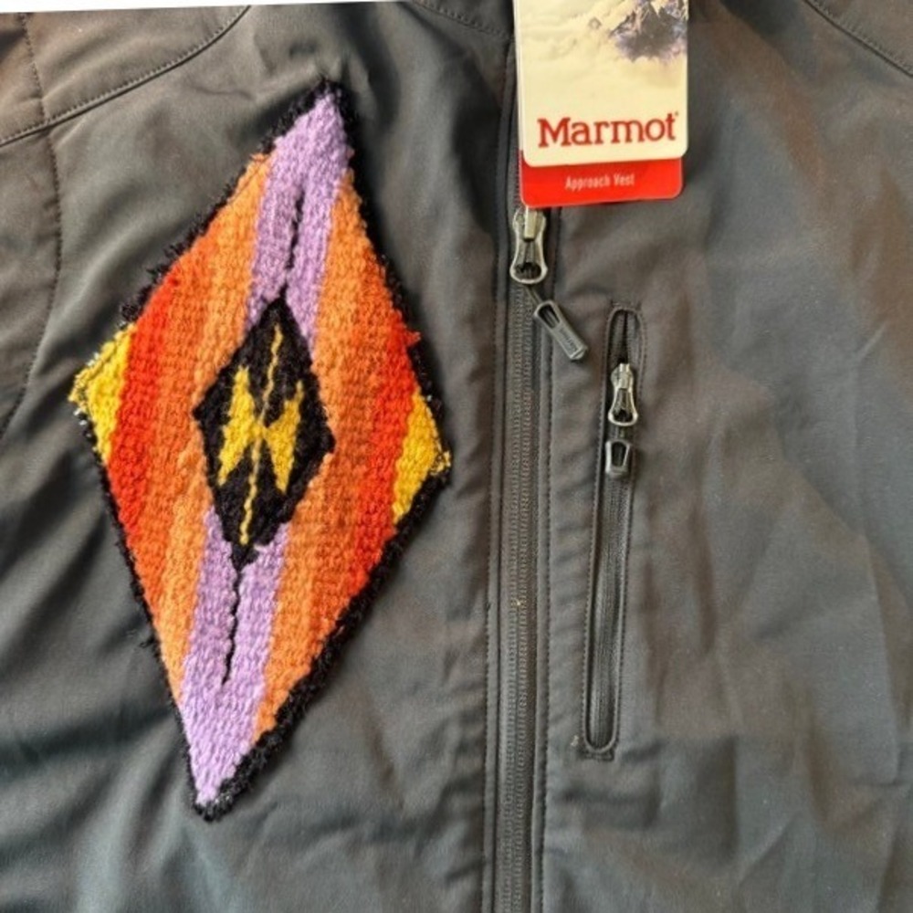 Upcycled Marmot Approach Vest Men's M Lightweight Outdoor Aztec Blanket patch - Picture 3 of 9